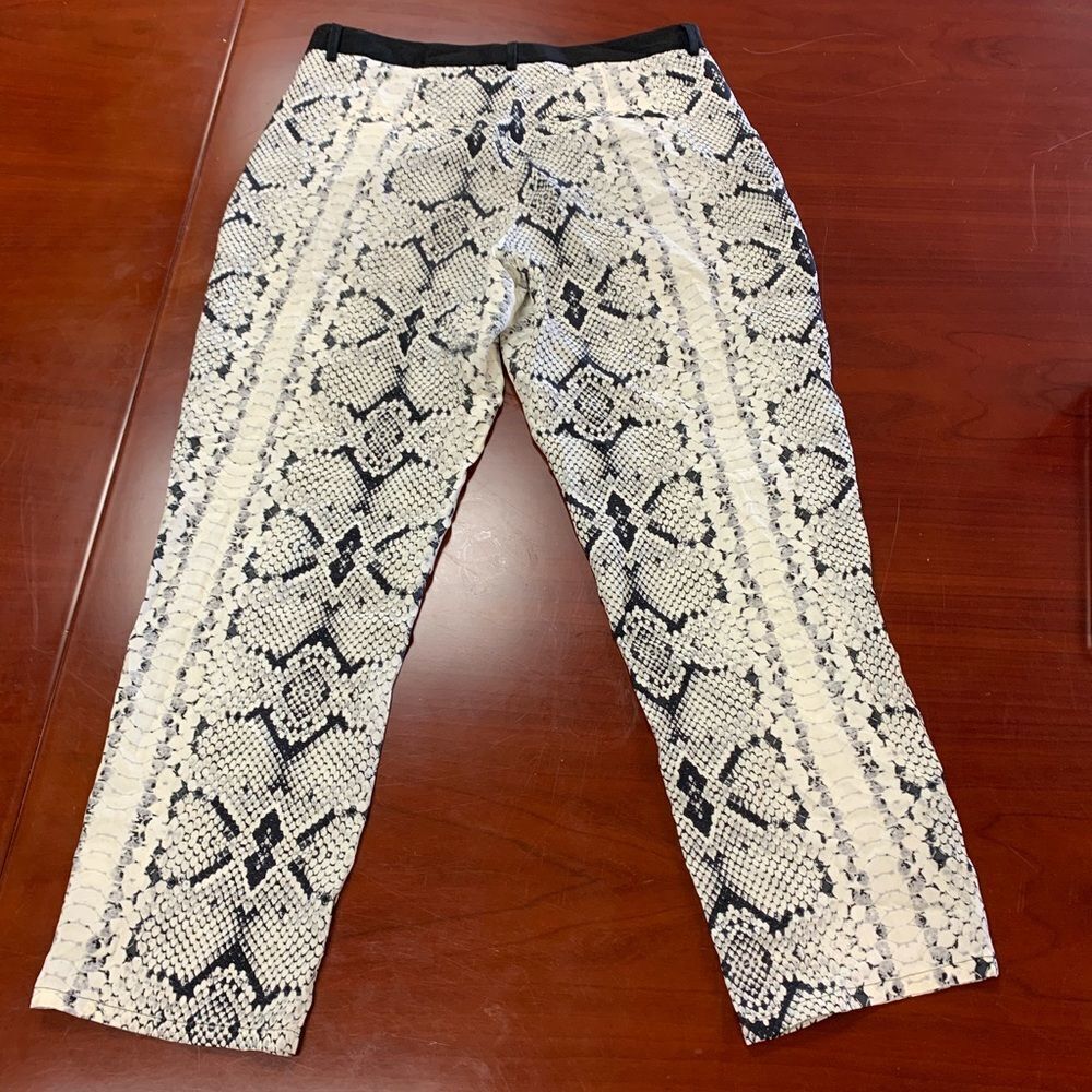 Nanette Lepore Croc Print Dress Pants sz 6 - Picture 5 of 5